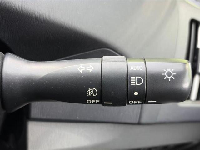 プリウス S 保証書/純正 SDナビ/衝突安全装置/ヘッドランプ HID/Bluetooth接続/ETC/EBD付ABS/横滑り防止装置/アイドリングストップ/クルーズコントロール/バックモニター/ワンセグTV(14枚目)