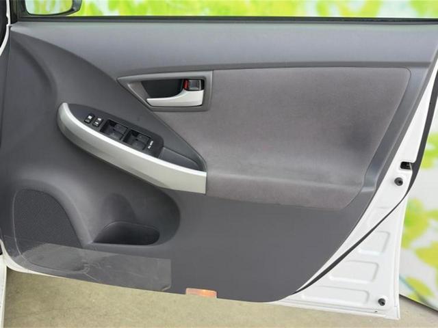 プリウス S 保証書/純正 SDナビ/衝突安全装置/ヘッドランプ HID/Bluetooth接続/ETC/EBD付ABS/横滑り防止装置/アイドリングストップ/クルーズコントロール/バックモニター/ワンセグTV(20枚目)