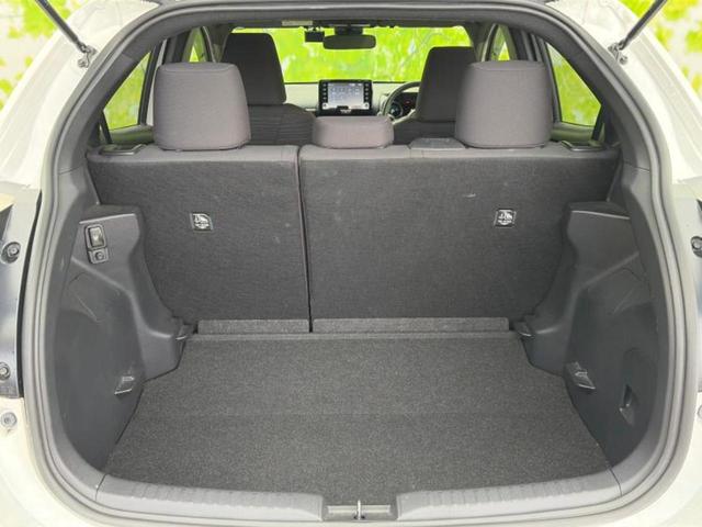 ヤリス ハイブリッドZ 保証書/ディスプレイオーディオ+ナビ/衝突安全装置/シートヒーター 前席/パノラミックビューモニター/車線逸脱防止支援システム/パーキングアシスト バックガイド 衝突被害軽減システム 全周囲カメラ(8枚目)