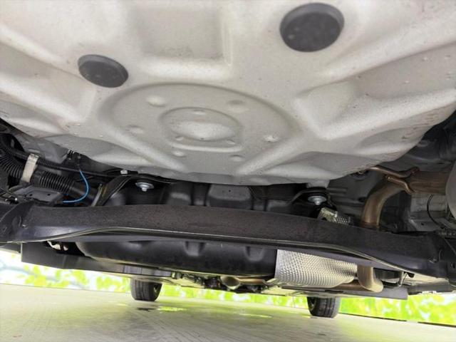 ヤリス ハイブリッドZ 保証書/ディスプレイオーディオ+ナビ/衝突安全装置/シートヒーター 前席/パノラミックビューモニター/車線逸脱防止支援システム/パーキングアシスト バックガイド 衝突被害軽減システム 全周囲カメラ(55枚目)