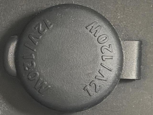 スイフト スタイル-DJE 保証書/シートヒーター 前席/シート ハーフレザー/EBD付ABS/横滑り防止装置/アイドリングストップ/クルーズコントロール/エアバッグ 運転席/エアバッグ 助手席/衝突安全ボディ/MTモード付き(30枚目)