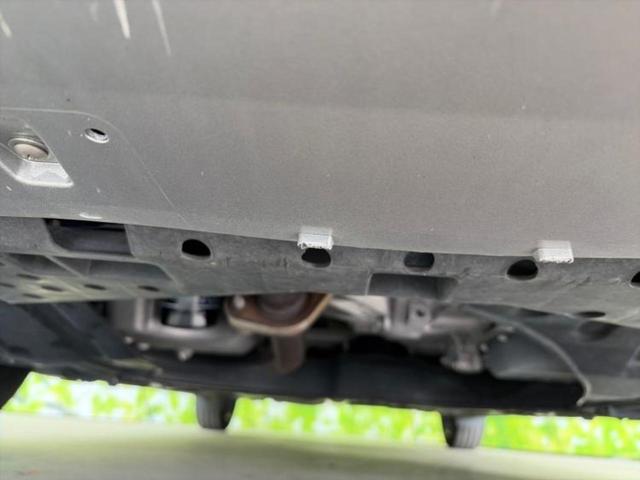 スイフト スタイル-DJE 保証書/シートヒーター 前席/シート ハーフレザー/EBD付ABS/横滑り防止装置/アイドリングストップ/クルーズコントロール/エアバッグ 運転席/エアバッグ 助手席/衝突安全ボディ/MTモード付き(50枚目)