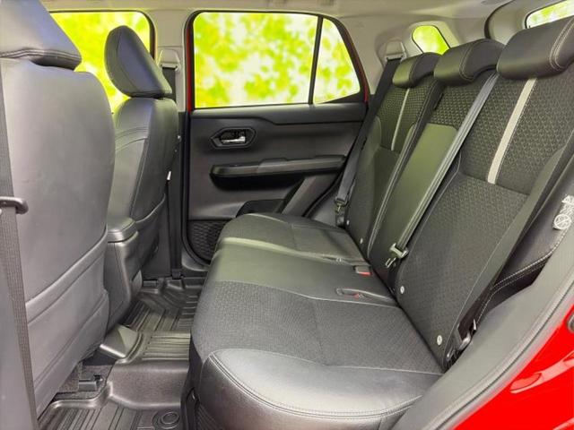 ロッキー プレミアムG HEV 純正エアロ/純正 9インチ メモリーナビ/スマートアシスト(トヨタ・ダイハツ)/シートヒーター/パノラマモニター/車線逸脱防止支援システム/ドライブレコーダー 純正/ヘッドランプ LED 全周囲カメラ(7枚目)