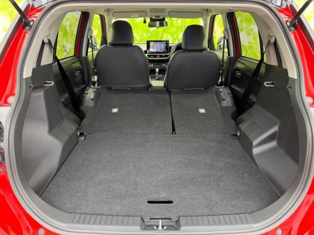 ロッキー プレミアムG HEV 純正エアロ/純正 9インチ メモリーナビ/スマートアシスト(トヨタ・ダイハツ)/シートヒーター/パノラマモニター/車線逸脱防止支援システム/ドライブレコーダー 純正/ヘッドランプ LED 全周囲カメラ(19枚目)