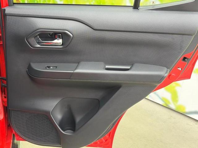 ロッキー プレミアムG HEV 純正エアロ/純正 9インチ メモリーナビ/スマートアシスト(トヨタ・ダイハツ)/シートヒーター/パノラマモニター/車線逸脱防止支援システム/ドライブレコーダー 純正/ヘッドランプ LED 全周囲カメラ(21枚目)