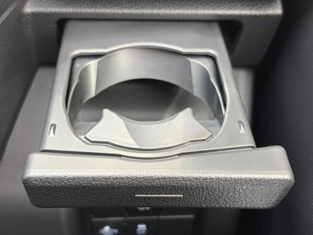 ロッキー プレミアムG HEV 純正エアロ/純正 9インチ メモリーナビ/スマートアシスト(トヨタ・ダイハツ)/シートヒーター/パノラマモニター/車線逸脱防止支援システム/ドライブレコーダー 純正/ヘッドランプ LED 全周囲カメラ(43枚目)