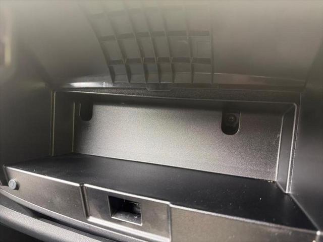 マーチ ボレロ　新品タイヤ／保証書／純正　メモリーナビ／エマージェンシーブレーキ／車線逸脱防止支援システム／ドライブレコーダー　純正／Ｂｌｕｅｔｏｏｔｈ接続／ＥＢＤ付ＡＢＳ／横滑り防止装置／アイドリングストップ（25枚目）