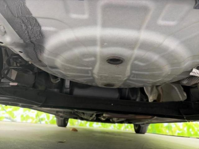 マーチ ボレロ　新品タイヤ／保証書／純正　メモリーナビ／エマージェンシーブレーキ／車線逸脱防止支援システム／ドライブレコーダー　純正／Ｂｌｕｅｔｏｏｔｈ接続／ＥＢＤ付ＡＢＳ／横滑り防止装置／アイドリングストップ（53枚目）