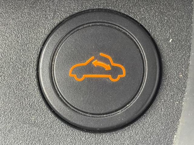 ＷＥＣＡＲＳの展示場では実際に見て、触ってお車をお選びいただけます！知識の豊富な営業スタッフが様々なカーライフをご提案いたします！