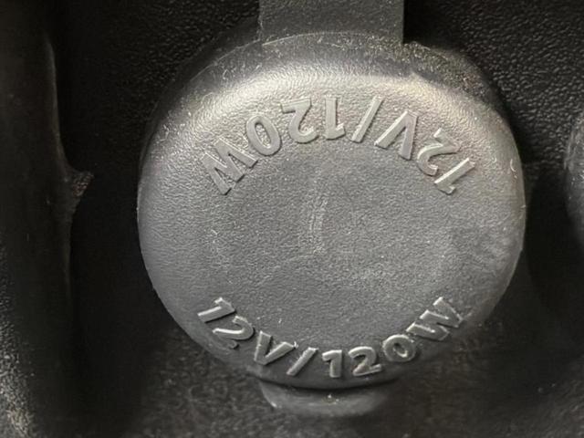 ナビ、ドラレコ、ＥＴＣ、フリップダウンモニター、デジタルインナーミラーｅｔｃ…後付け可能です！オプションも豊富に取り揃えておりますのでご安心ください！