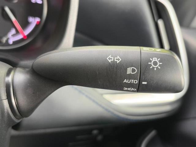 ヴォクシー S-Z 純正エアロ/保証書/ディスプレイオーディオ+ナビ10.5インチ/フリップダウンモニター 純正 14インチ/トヨタセーフティセンス/両側電動スライドドア/シートヒーター 前席 衝突被害軽減システム(16枚目)