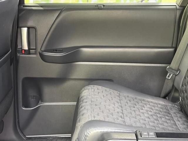 ヴォクシー S-Z 純正エアロ/保証書/ディスプレイオーディオ+ナビ10.5インチ/フリップダウンモニター 純正 14インチ/トヨタセーフティセンス/両側電動スライドドア/シートヒーター 前席 衝突被害軽減システム(23枚目)