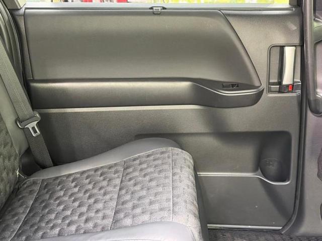 ヴォクシー S-Z 純正エアロ/保証書/ディスプレイオーディオ+ナビ10.5インチ/フリップダウンモニター 純正 14インチ/トヨタセーフティセンス/両側電動スライドドア/シートヒーター 前席 衝突被害軽減システム(25枚目)