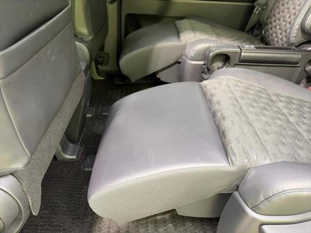 ヴォクシー S-Z 純正エアロ/保証書/ディスプレイオーディオ+ナビ10.5インチ/フリップダウンモニター 純正 14インチ/トヨタセーフティセンス/両側電動スライドドア/シートヒーター 前席 衝突被害軽減システム(26枚目)