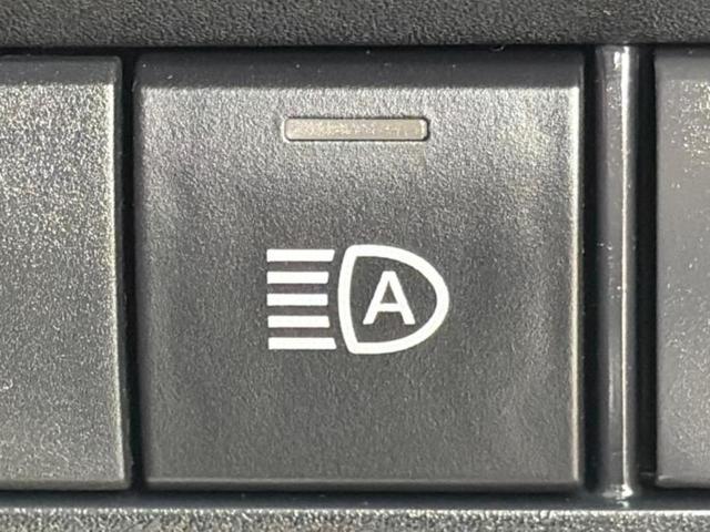 ヴォクシー S-Z 純正エアロ/保証書/ディスプレイオーディオ+ナビ10.5インチ/フリップダウンモニター 純正 14インチ/トヨタセーフティセンス/両側電動スライドドア/シートヒーター 前席 衝突被害軽減システム(32枚目)