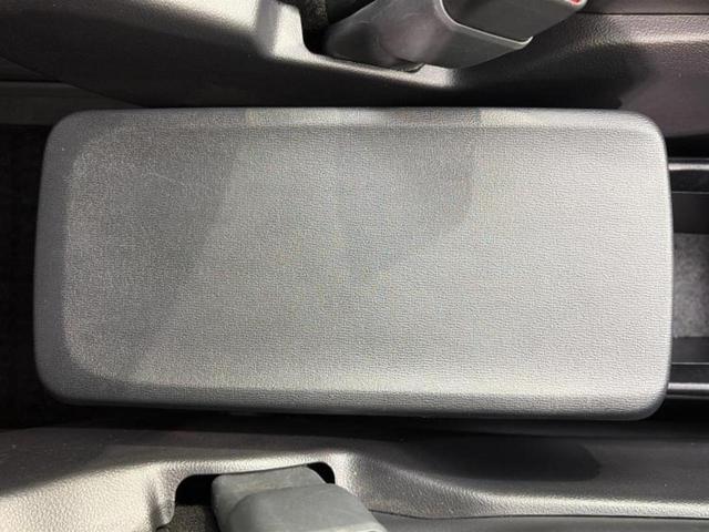 ヴォクシー S-Z 純正エアロ/保証書/ディスプレイオーディオ+ナビ10.5インチ/フリップダウンモニター 純正 14インチ/トヨタセーフティセンス/両側電動スライドドア/シートヒーター 前席 衝突被害軽減システム(36枚目)