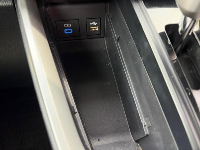 ヴォクシー S-Z 純正エアロ/保証書/ディスプレイオーディオ+ナビ10.5インチ/フリップダウンモニター 純正 14インチ/トヨタセーフティセンス/両側電動スライドドア/シートヒーター 前席 衝突被害軽減システム(48枚目)