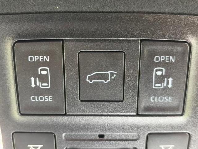 ヴォクシー S-Z 純正エアロ/保証書/ディスプレイオーディオ+ナビ10.5インチ/フリップダウンモニター 純正 14インチ/トヨタセーフティセンス/両側電動スライドドア/シートヒーター 前席 衝突被害軽減システム(54枚目)