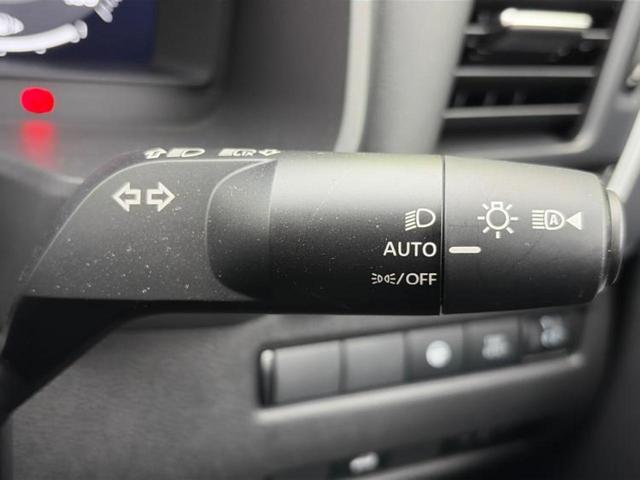 ＷＥＣＡＲＳの展示場では実際に見て、触ってお車をお選びいただけます！知識の豊富な営業スタッフが様々なカーライフをご提案いたします！