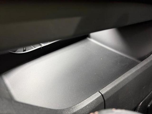 ＷＥＣＡＲＳ（ウィーカーズ）は全国２５０店舗展開！作業の都合上、車両をご覧頂けない場合がございます。来店前にお問合せ下さい