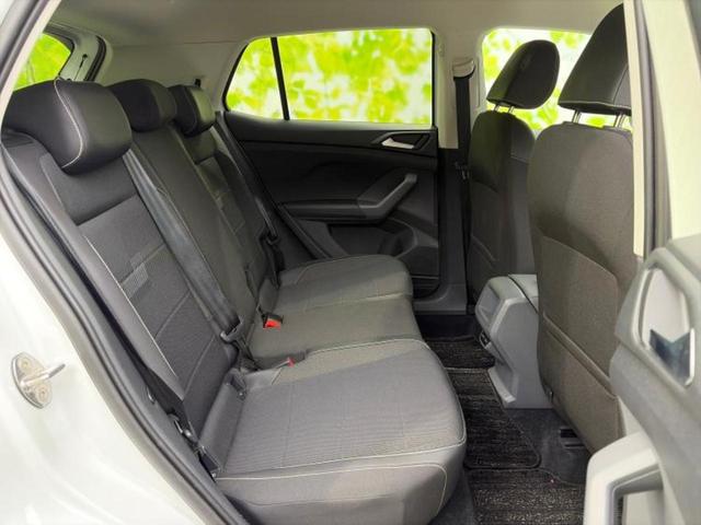 Ｔ－クロス ＴＳＩ　１ｓｔプラス　保証書／純正　メモリーナビ／衝突安全装置／車線逸脱防止支援システム／シート　ハーフレザー／パーキングアシスト　バックガイド／パーキングアシスト　自動操舵／ドライブレコーダー　社外　衝突被害軽減システム（5枚目）