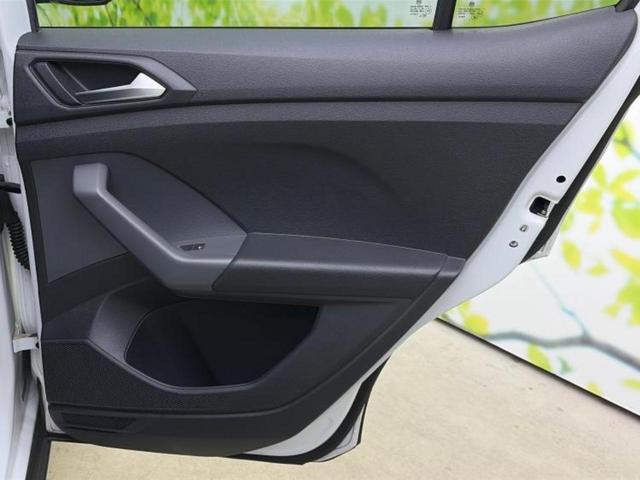 Ｔ－クロス ＴＳＩ　１ｓｔプラス　保証書／純正　メモリーナビ／衝突安全装置／車線逸脱防止支援システム／シート　ハーフレザー／パーキングアシスト　バックガイド／パーキングアシスト　自動操舵／ドライブレコーダー　社外　衝突被害軽減システム（21枚目）