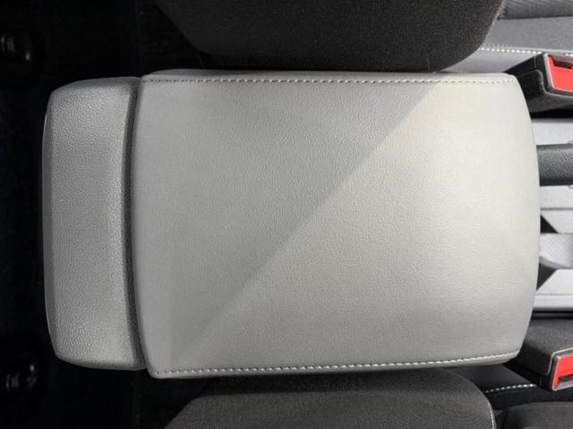 Ｔ－クロス ＴＳＩ　１ｓｔプラス　保証書／純正　メモリーナビ／衝突安全装置／車線逸脱防止支援システム／シート　ハーフレザー／パーキングアシスト　バックガイド／パーキングアシスト　自動操舵／ドライブレコーダー　社外　衝突被害軽減システム（30枚目）