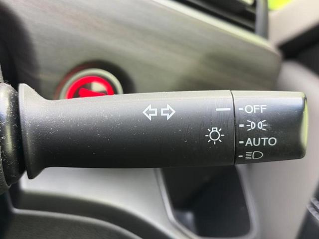 フリード Ｇホンダセンシング　★★★保証書／ディスプレイオーディオ／フリップダウンモニター　社外　１０．１インチ／ホンダセンシング／両側電動スライドドア／車線逸脱防止支援システム／シート　ハーフレザー／ドライブレコーダー　社外（14枚目）