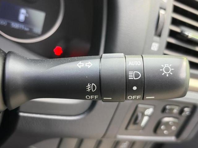 CT CT200hバージョンC 保証書/純正 SDナビ/シートヒーター 前席/パーキングアシスト バックガイド/ヘッドランプ LED/USBジャック/Bluetooth接続/ETC/EBD付ABS/横滑り防止装置 バックカメラ(16枚目)