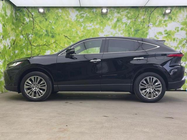 ハリアー Z 新品タイヤ/パノラマルーフ/JBL/保証書/純正 SDナビ/デジタルインナーミラー/衝突安全装置/パノラミックビューモニター/車線逸脱防止支援システム/シート ハーフレザー/電動バックドア サンルーフ(2枚目)