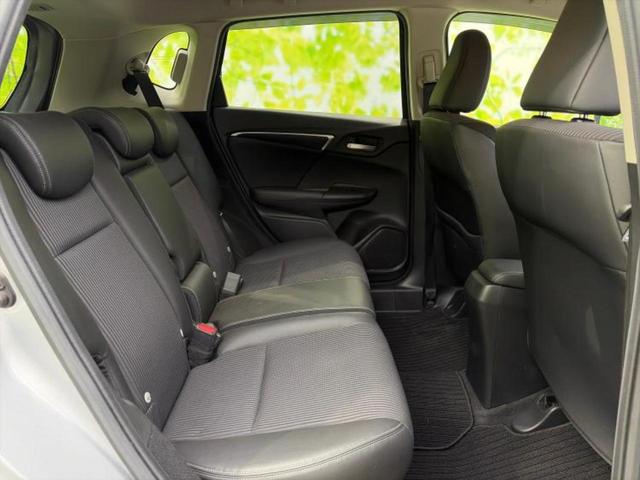 フィットハイブリッド ハイブリッド・Ｌホンダセンシング　保証書／純正　ＳＤナビ／衝突安全装置／車線逸脱防止支援システム／シート　ハーフレザー／ヘッドランプ　ＬＥＤ／Ｂｌｕｅｔｏｏｔｈ接続／ＥＴＣ／ＥＢＤ付ＡＢＳ／横滑り防止装置／アイドリングストップ（5枚目）