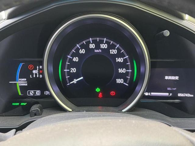 フィットハイブリッド ハイブリッド・Ｌホンダセンシング　保証書／純正　ＳＤナビ／衝突安全装置／車線逸脱防止支援システム／シート　ハーフレザー／ヘッドランプ　ＬＥＤ／Ｂｌｕｅｔｏｏｔｈ接続／ＥＴＣ／ＥＢＤ付ＡＢＳ／横滑り防止装置／アイドリングストップ（14枚目）