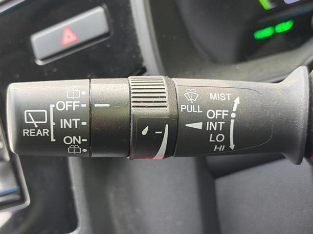 フィットハイブリッド ハイブリッド・Ｌホンダセンシング　保証書／純正　ＳＤナビ／衝突安全装置／車線逸脱防止支援システム／シート　ハーフレザー／ヘッドランプ　ＬＥＤ／Ｂｌｕｅｔｏｏｔｈ接続／ＥＴＣ／ＥＢＤ付ＡＢＳ／横滑り防止装置／アイドリングストップ（17枚目）