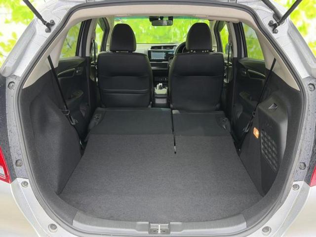 フィットハイブリッド ハイブリッド・Ｌホンダセンシング　保証書／純正　ＳＤナビ／衝突安全装置／車線逸脱防止支援システム／シート　ハーフレザー／ヘッドランプ　ＬＥＤ／Ｂｌｕｅｔｏｏｔｈ接続／ＥＴＣ／ＥＢＤ付ＡＢＳ／横滑り防止装置／アイドリングストップ（19枚目）