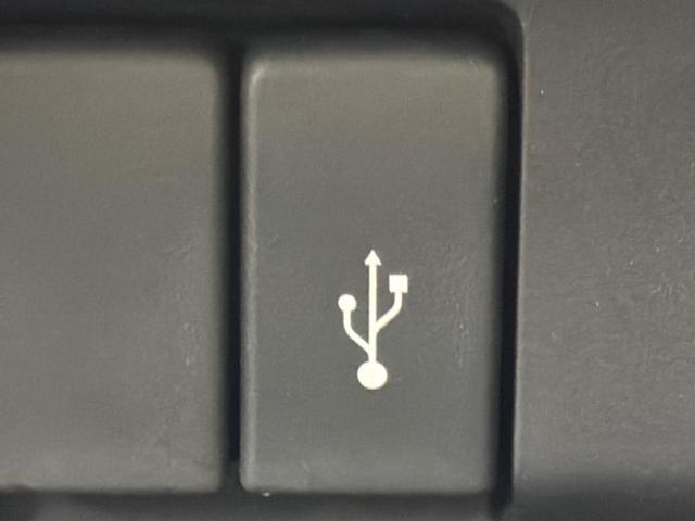 フィットハイブリッド ハイブリッド・Ｌホンダセンシング　保証書／純正　ＳＤナビ／衝突安全装置／車線逸脱防止支援システム／シート　ハーフレザー／ヘッドランプ　ＬＥＤ／Ｂｌｕｅｔｏｏｔｈ接続／ＥＴＣ／ＥＢＤ付ＡＢＳ／横滑り防止装置／アイドリングストップ（35枚目）