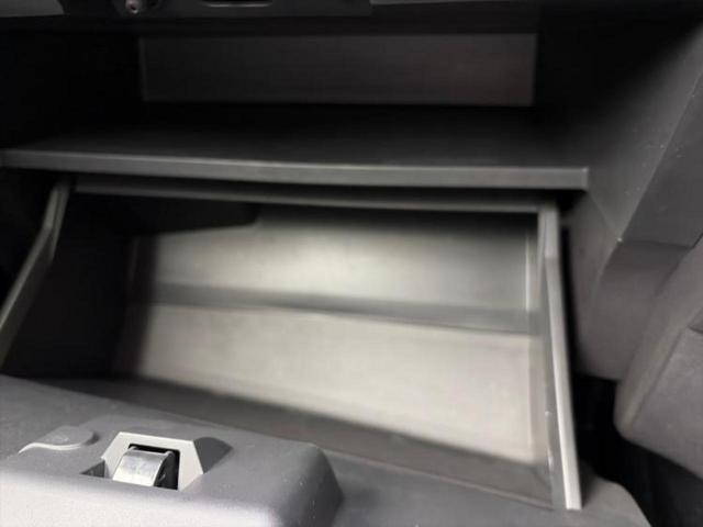 セレナ ハイウェイスターG 新品タイヤ/保証書/純正 9インチ SDナビ/フリップダウンモニター/インテリジェントルームミラー/衝突安全装置/両側電動スライドドア/シートヒーター 前席/アラウンドビューモニター 全周囲カメラ(26枚目)