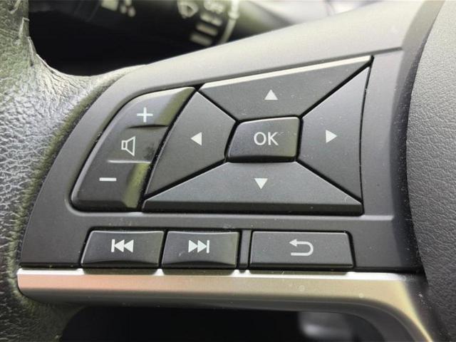 セレナ ハイウェイスターG 新品タイヤ/保証書/純正 9インチ SDナビ/フリップダウンモニター/インテリジェントルームミラー/衝突安全装置/両側電動スライドドア/シートヒーター 前席/アラウンドビューモニター 全周囲カメラ(30枚目)