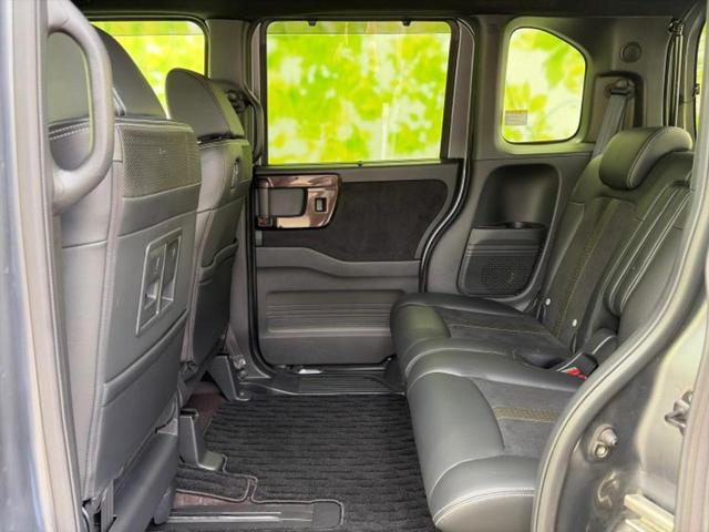 N-BOXカスタム G・EXターボホンダセンシング 保証書/純正 8インチ SDナビ/衝突安全装置/両側電動スライドドア/車線逸脱防止支援システム/シート ハーフレザー/パーキングアシスト バックガイド/ドライブレコーダー 社外 ターボ バックカメラ(7枚目)