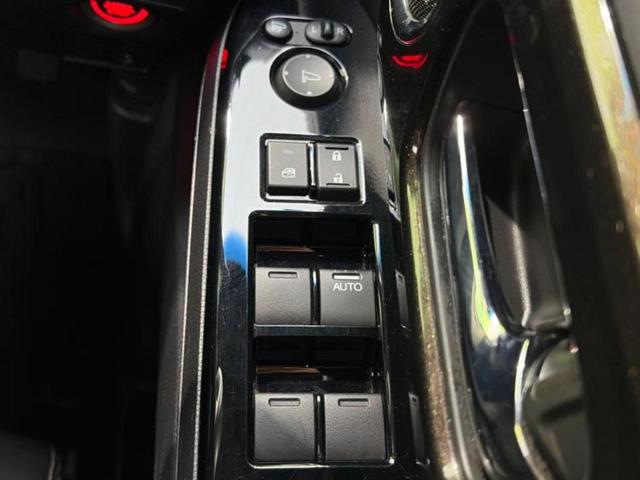 N-BOXカスタム G・EXターボホンダセンシング 保証書/純正 8インチ SDナビ/衝突安全装置/両側電動スライドドア/車線逸脱防止支援システム/シート ハーフレザー/パーキングアシスト バックガイド/ドライブレコーダー 社外 ターボ バックカメラ(31枚目)