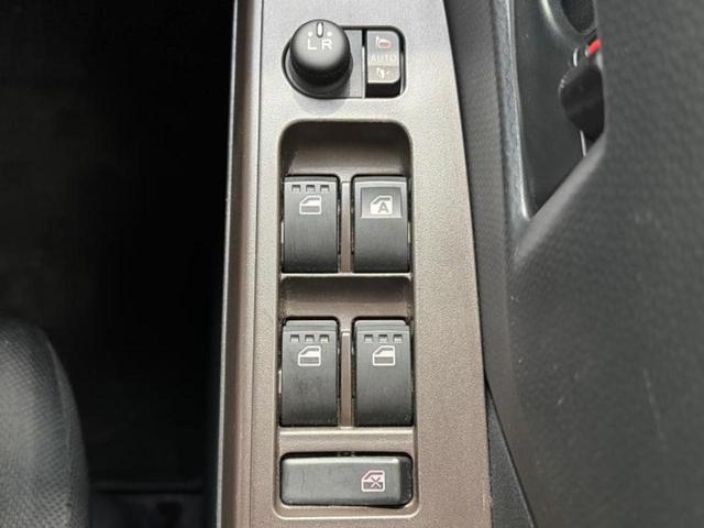 タンク X S 保証書/純正 SDナビ/スマートアシスト(トヨタ・ダイハツ)/電動スライドドア/車線逸脱防止支援システム/Bluetooth接続/ETC/EBD付ABS/横滑り防止装置/アイドリングストップ(28枚目)