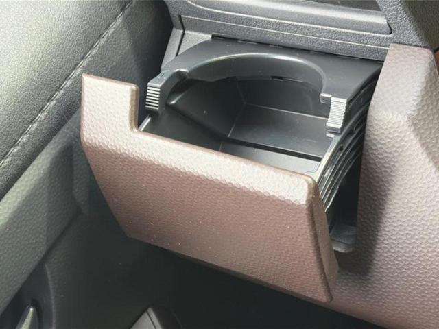 タンク X S 保証書/純正 SDナビ/スマートアシスト(トヨタ・ダイハツ)/電動スライドドア/車線逸脱防止支援システム/Bluetooth接続/ETC/EBD付ABS/横滑り防止装置/アイドリングストップ(40枚目)