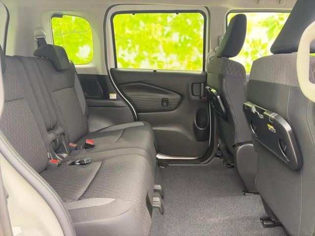 ソリオバンディット バンディットハイブリッドMV 純正 9インチ メモリーナビ/セーフティサポート(スズキ)/両側電動スライドドア/シートヒーター/全方位モニター/車線逸脱防止支援システム/登録済未使用車/ヘッドランプ LED/USBジャック 禁煙車(5枚目)