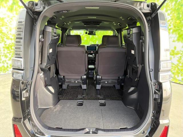 ヴォクシー ハイブリッドZSキラメキ2 新品タイヤ/保証書/純正 10インチ SDナビ/フリップダウンモニター 純正 12.1インチ/トヨタセーフティセンス/両側電動スライドドア/シートヒーター 前席/車線逸脱防止支援システム バックカメラ(21枚目)