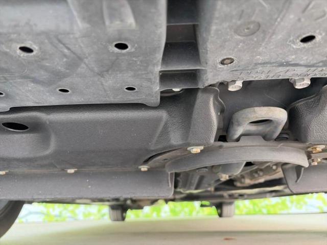 ヴォクシー ハイブリッドZSキラメキ2 新品タイヤ/保証書/純正 10インチ SDナビ/フリップダウンモニター 純正 12.1インチ/トヨタセーフティセンス/両側電動スライドドア/シートヒーター 前席/車線逸脱防止支援システム バックカメラ(50枚目)