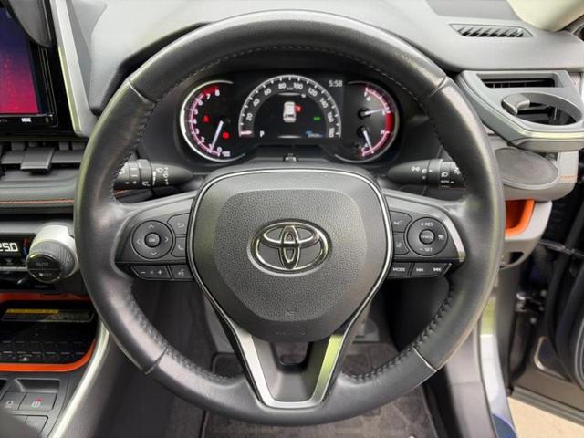 ＲＡＶ４ ４ＷＤアドベンチャー　保証書／純正　８インチ　ＳＤナビ／衝突安全装置／シートヒーター　前席／車線逸脱防止支援システム／シート　合皮／ヘッドランプ　ＨＩＤ／Ｂｌｕｅｔｏｏｔｈ接続／ＥＴＣ２．０／ＥＢＤ付ＡＢＳ　バックカメラ（15枚目）