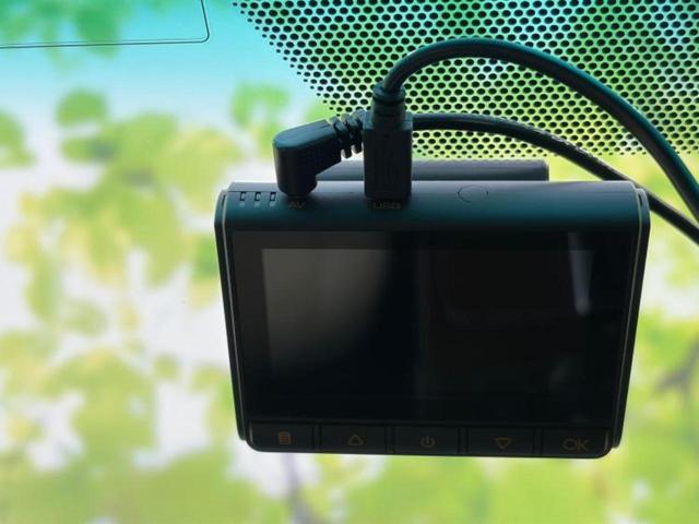 マークＸ プレミアム　保証書／純正　ＳＤナビ／シートヒーター　前席／シート　ハーフレザー／ドライブレコーダー　前後／Ｂｌｕｅｔｏｏｔｈ接続／ＥＴＣ／ＥＢＤ付ＡＢＳ／横滑り防止装置／クルーズコントロール／バックモニター（38枚目）