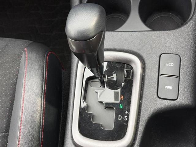 ハイラックス ４ＷＤ　Ｚ　ＧＲスポーツ　保証書／ディスプレイオーディオ＋ナビ８インチ／トヨタセーフティセンス／全方位モニター／車線逸脱防止支援システム／シート　ハーフレザー／ヘッドランプ　ＬＥＤ／Ｂｌｕｅｔｏｏｔｈ接続／ＥＴＣ　全周囲カメラ（17枚目）