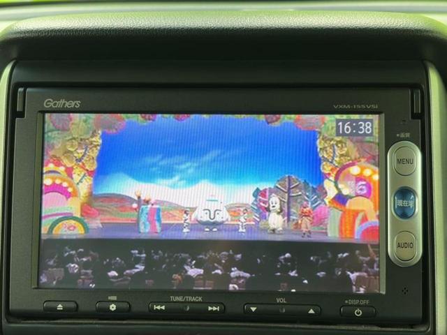 Ｎ－ＢＯＸカスタム ＳＳパッケージ　保証書／純正　ＳＤナビ／両側電動スライドドア／ヘッドランプ　ＨＩＤ／Ｂｌｕｅｔｏｏｔｈ接続／ＥＢＤ付ＡＢＳ／横滑り防止装置／アイドリングストップ／バックモニター／ワンセグＴＶ／ＤＶＤ　バックカメラ（13枚目）