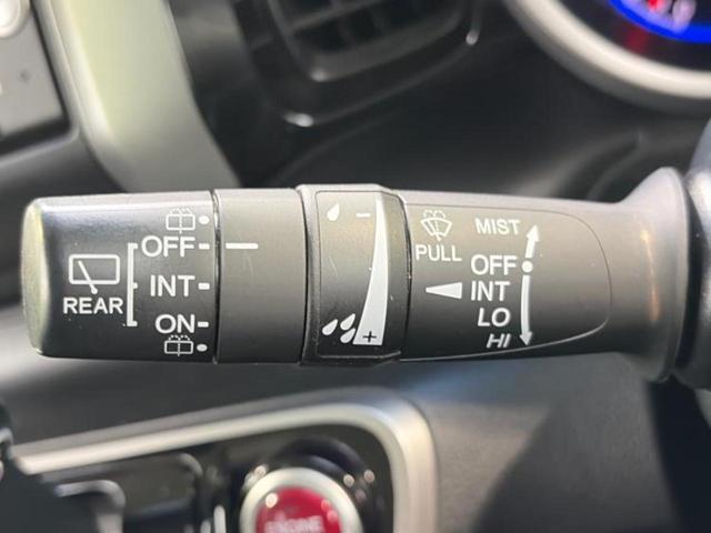 Ｎ－ＢＯＸカスタム ＳＳパッケージ　保証書／純正　ＳＤナビ／両側電動スライドドア／ヘッドランプ　ＨＩＤ／Ｂｌｕｅｔｏｏｔｈ接続／ＥＢＤ付ＡＢＳ／横滑り防止装置／アイドリングストップ／バックモニター／ワンセグＴＶ／ＤＶＤ　バックカメラ（17枚目）