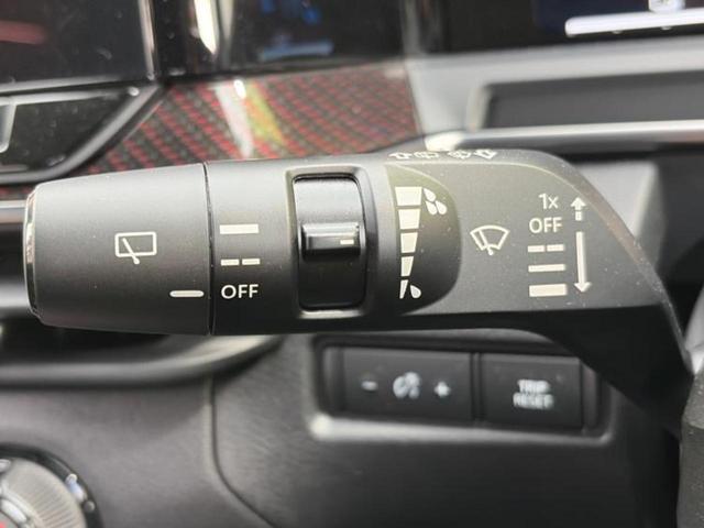 オーラ ニスモチューンドｅパワー４ＷＤ　ＢＯＳＥ／保証書／純正　９インチ　メモリーナビ／エマージェンシーブレーキ／シートヒーター／アラウンドビューモニター／車線逸脱防止支援システム／プロパイロット／ヘッドランプ　ＬＥＤ　衝突被害軽減システム（17枚目）